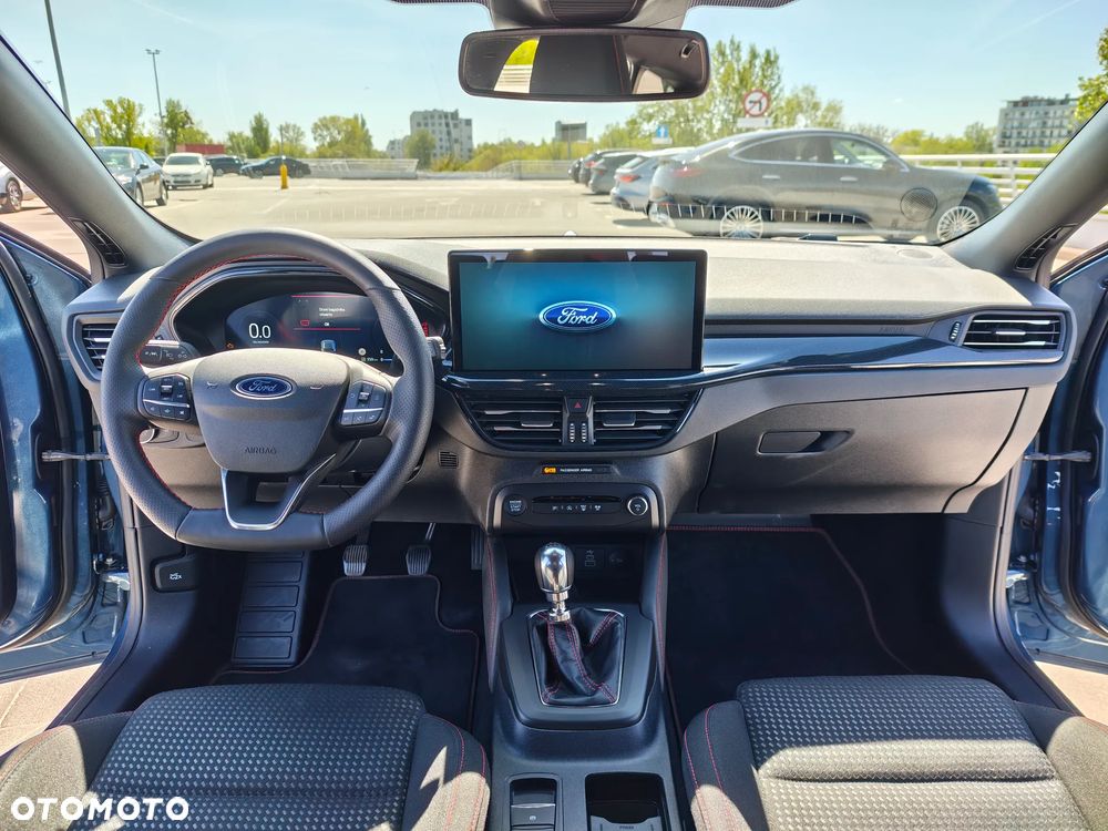 Ford Focus 1.0 EcoBoost mHEV ST-Line X - 14
