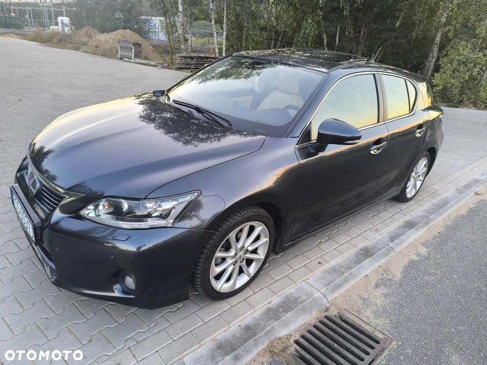 Lexus CT 200h Prestige - 2