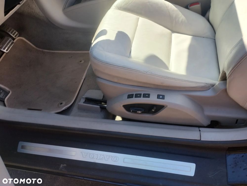 Volvo C70 2.4D5 Summum - 17