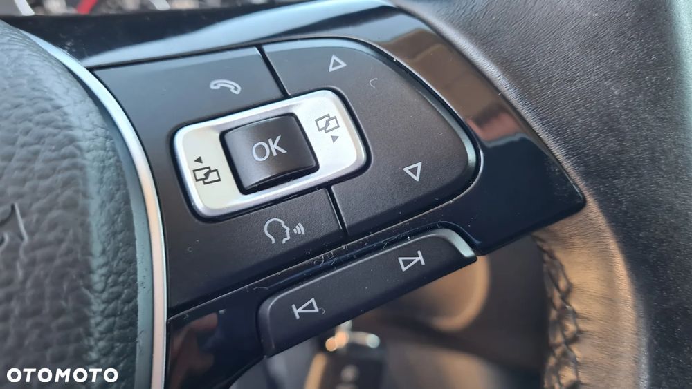 Volkswagen Sharan - 11