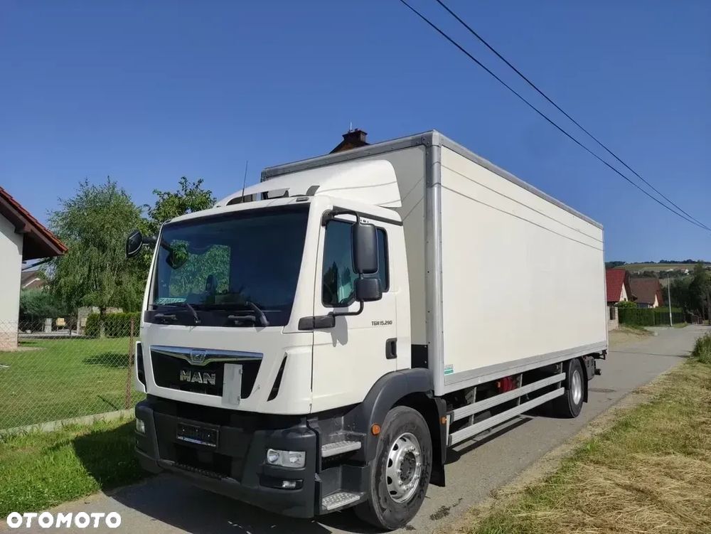 MAN TGM 18.290 kontener , winda