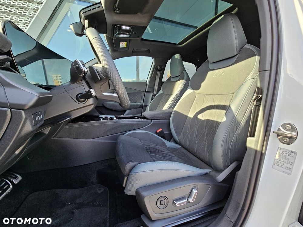 Audi Q3 Sportback - 14