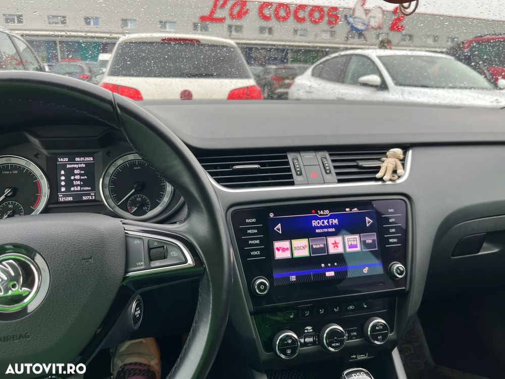 Skoda Octavia 2.0 TSI DSG Style - 9
