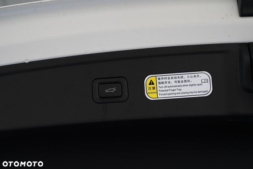 Bestune B70 2.0T Elegance - 9