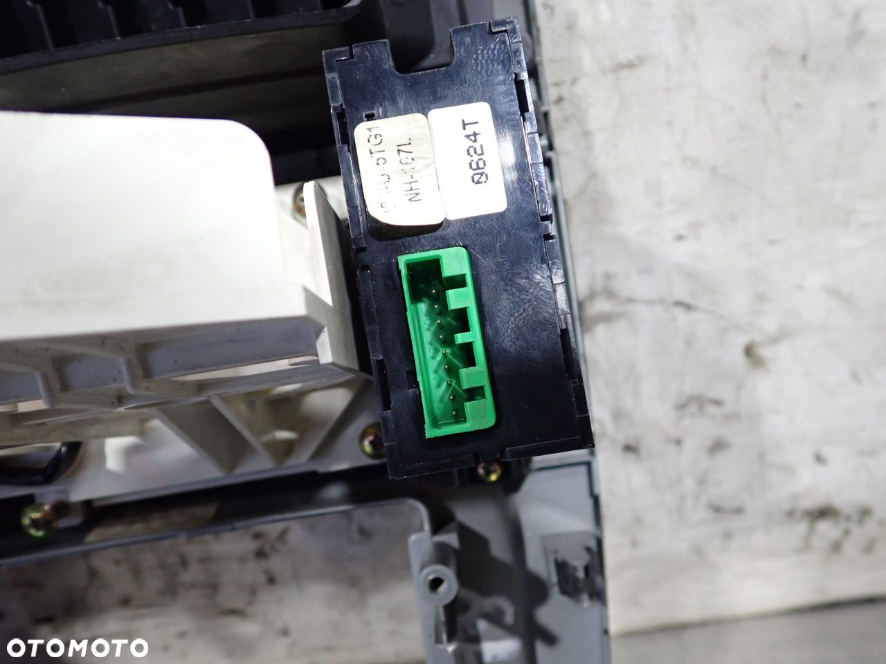 KONSOLA ŚRODKOWA PANEL STEROWANIA NAWIEWU HONDA CIVIC VII - 9