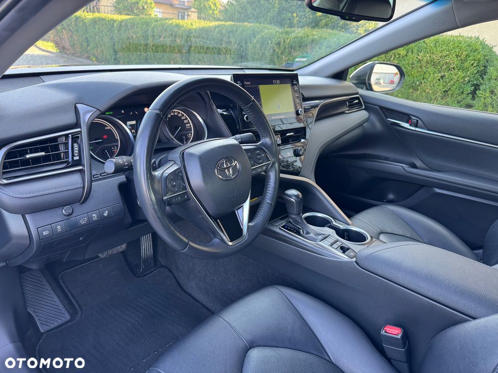 Toyota Camry 2.5 Hybrid Executive CVT - 11