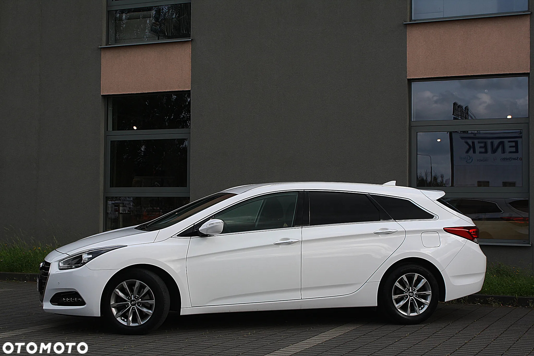 Hyundai i40 1.7 CRDi Premium DCT - 12