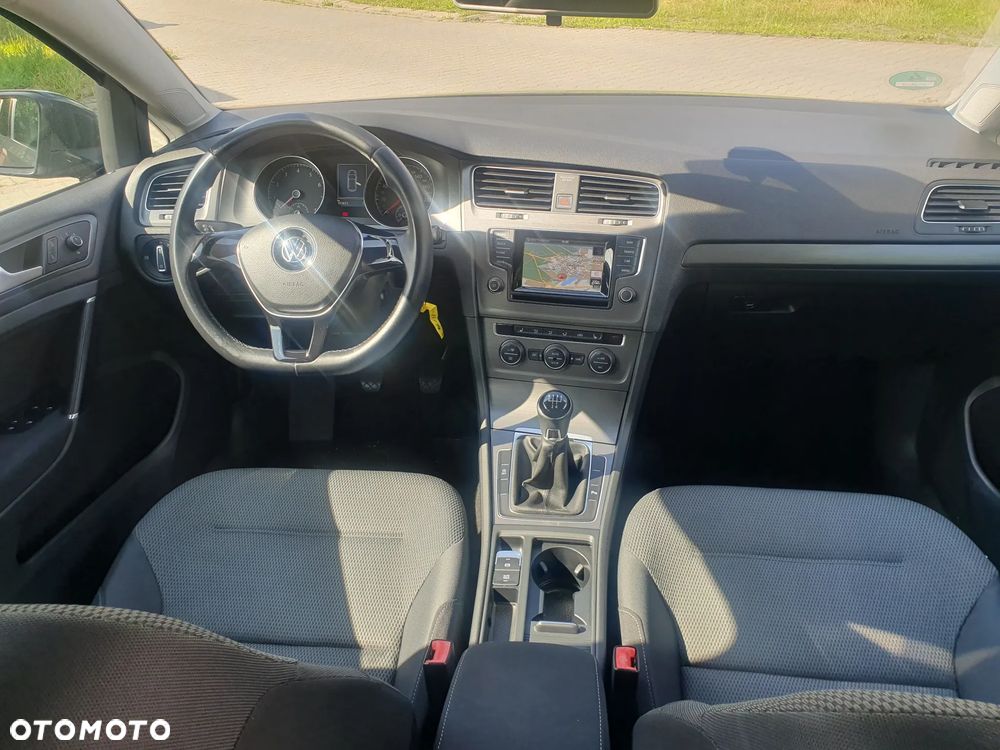 Volkswagen Golf 1.2 TSI BMT Trendline EU6 - 8
