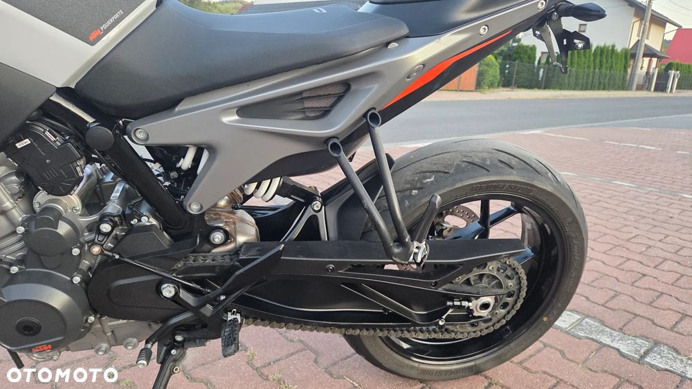 KTM Duke 790 - 14