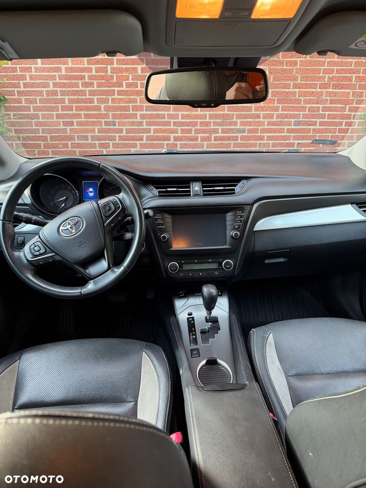 Toyota Avensis 2.0 Premium MS - 7