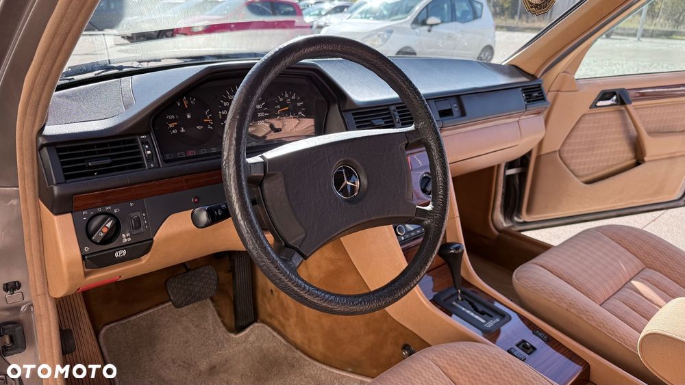 Mercedes-Benz W124 (1984-1993) - 6