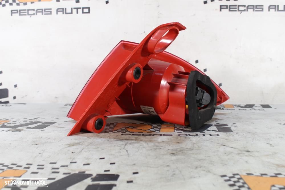 Farolim Esquerdo Seat Leon (1P1)  1P0945095f / 89320251 / Chassi Condu - 10