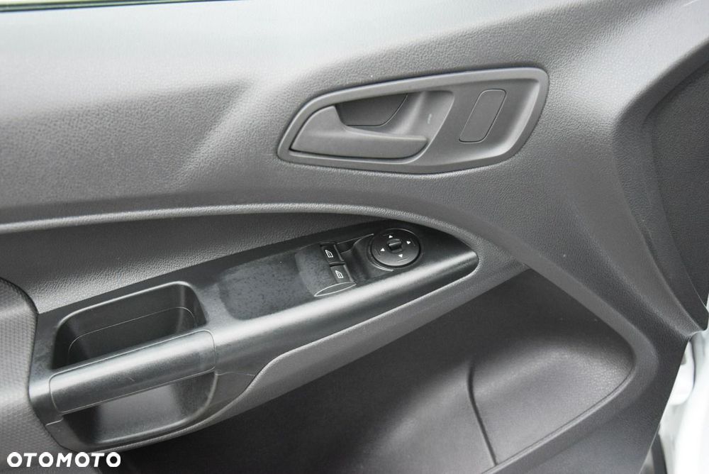 Ford Transit Connect - 29