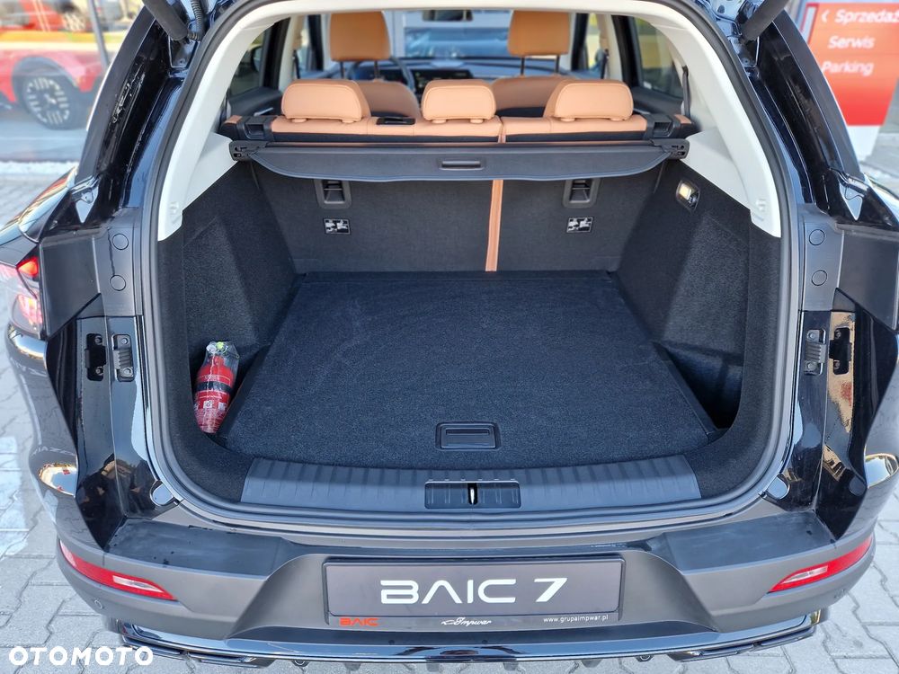 BAIC 7 1.5T Luxury Plus DCT - 8