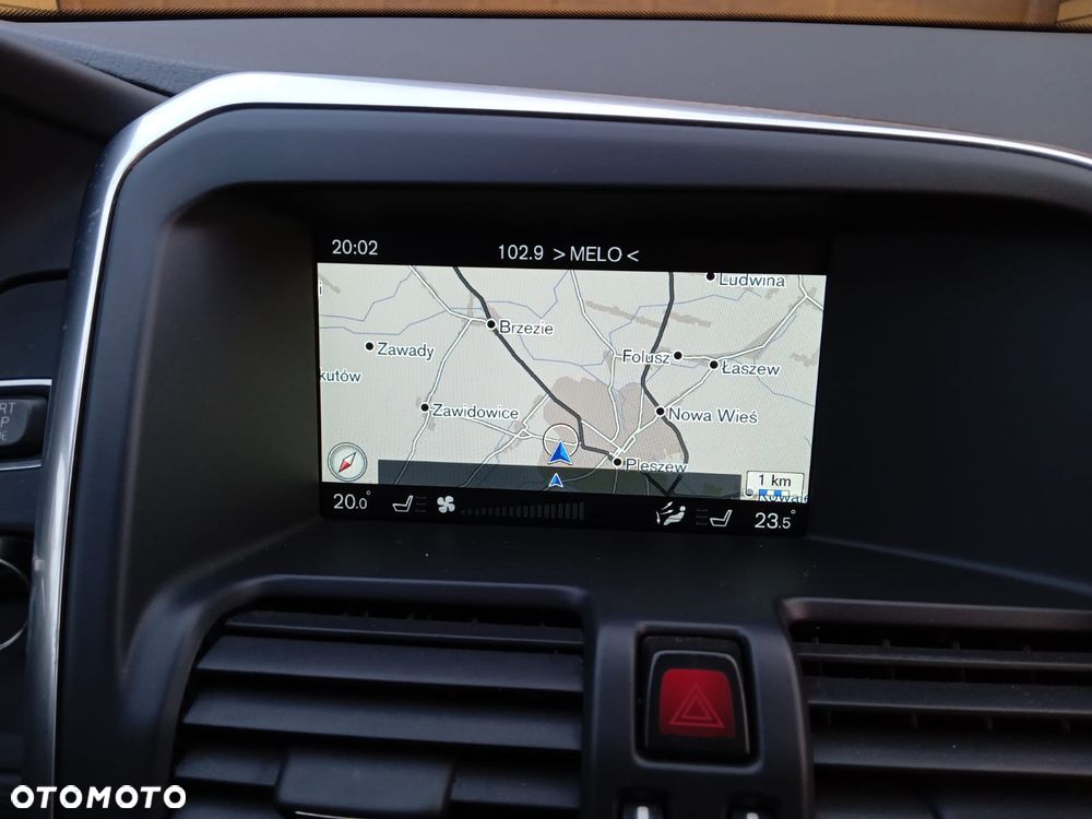 Volvo XC 60 D4 Geartronic Momentum - 13