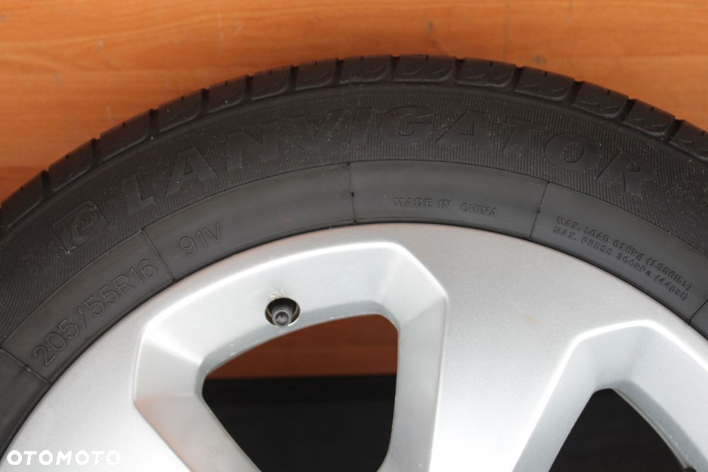 KOŁA FELGI ALUMINIOWE OPONY OPEL VECTRA ASTRA ZAFIRA 16" 5x110 ET47 - 22
