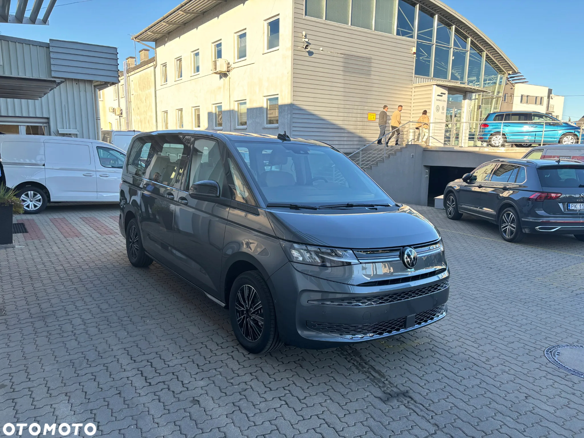 Volkswagen Multivan 2.0 TSI L2 Life DSG - 6