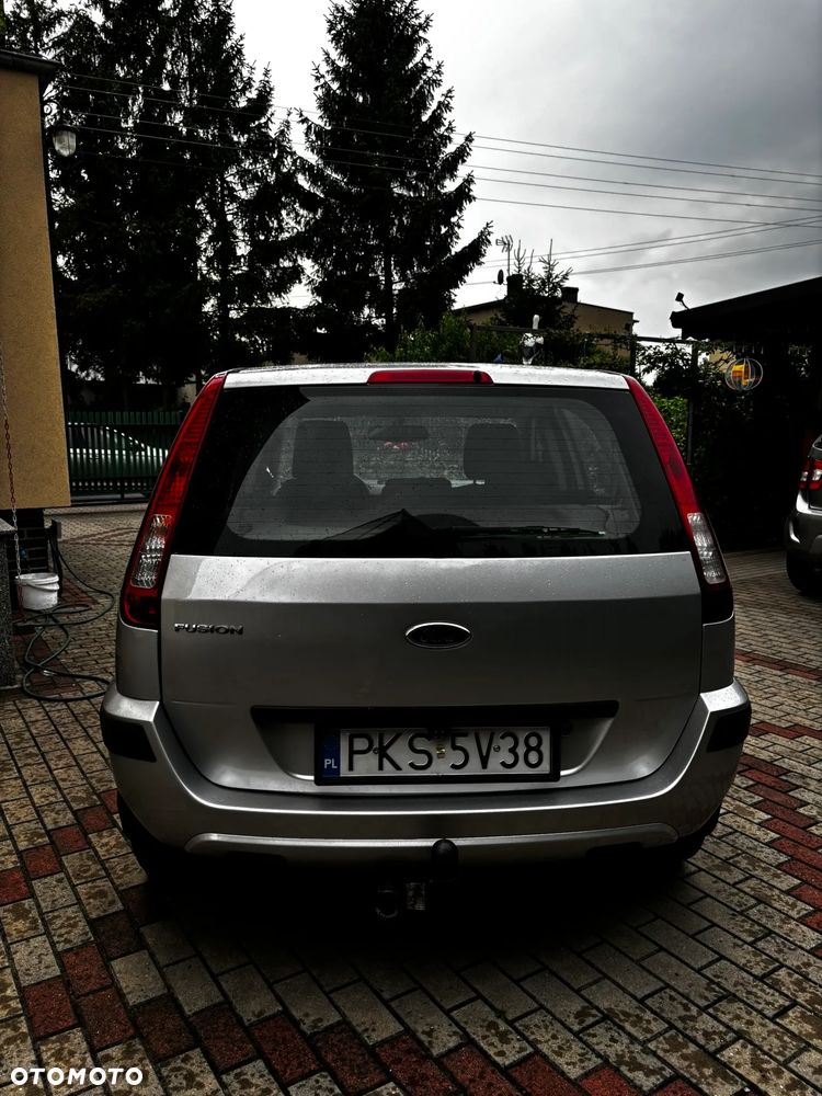 Ford Fusion 1.4 Trend - 5