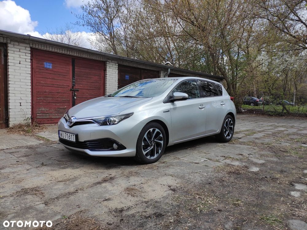 Toyota Auris 1.8 HSD Luna - 1