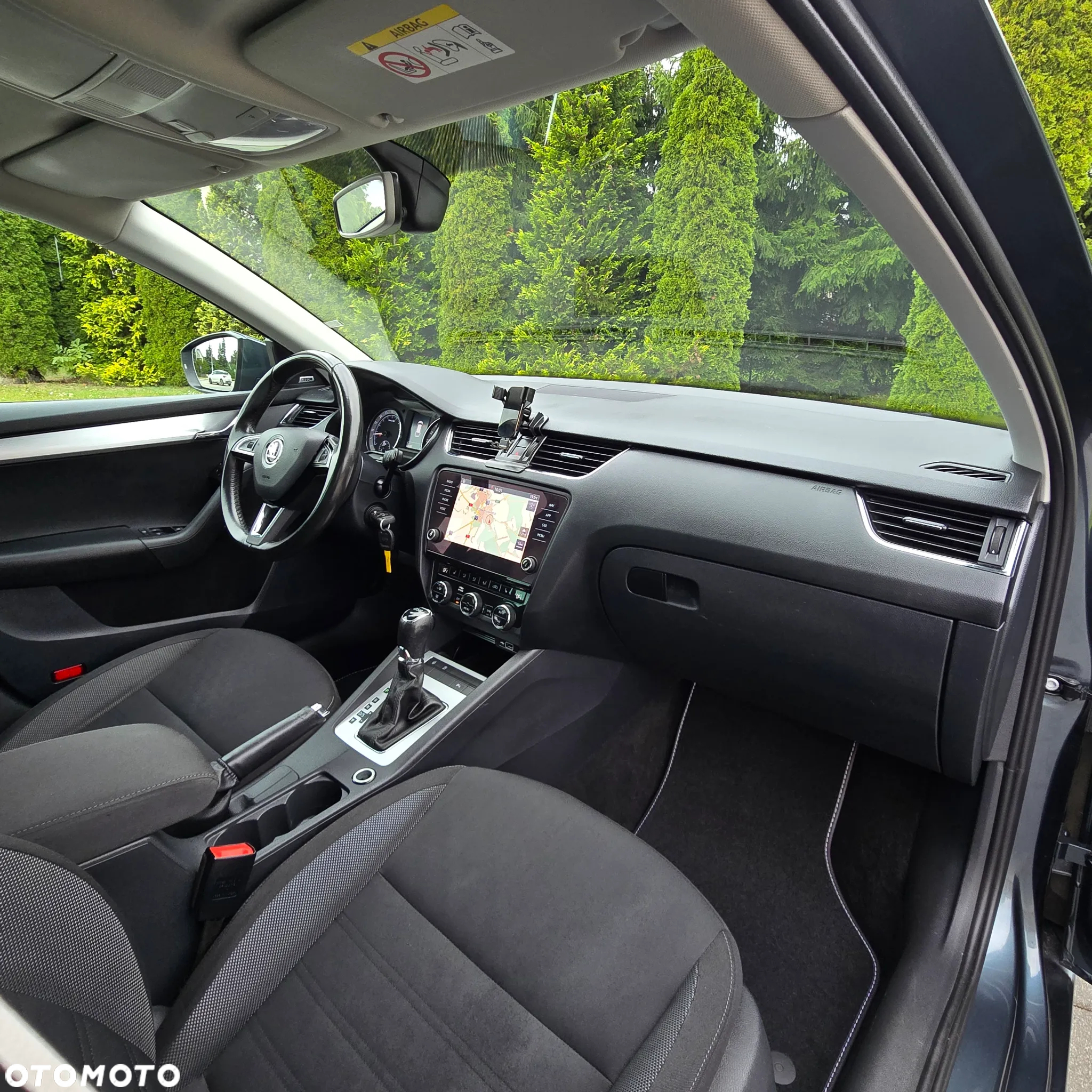 Skoda Octavia Combi 1.6 TDI DSG Style - 25
