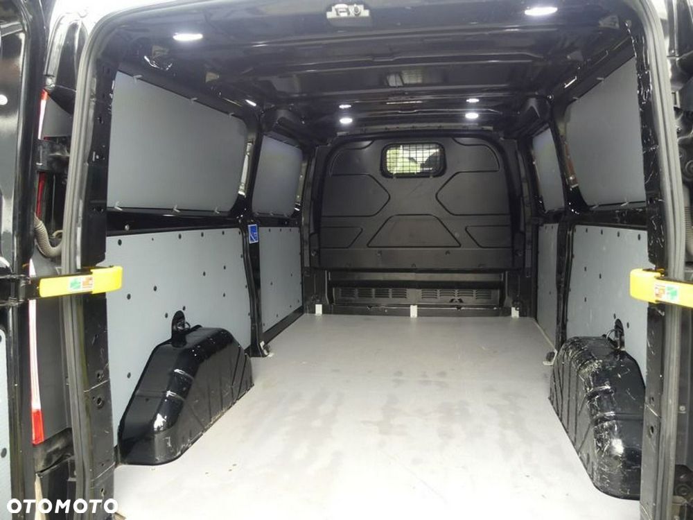 Ford Transit Custom - 14