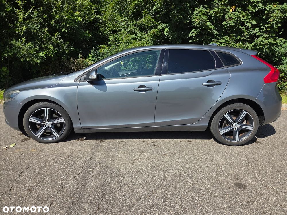 Volvo V40 D2 Momentum - 20