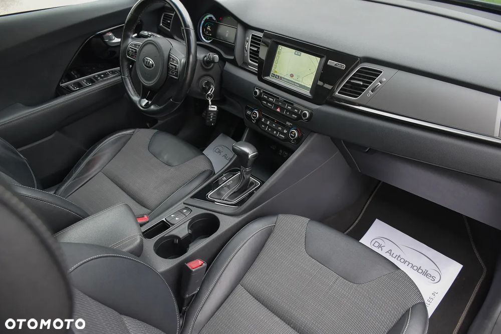 Kia Niro 1.6 GDI 2WD Vision - 25