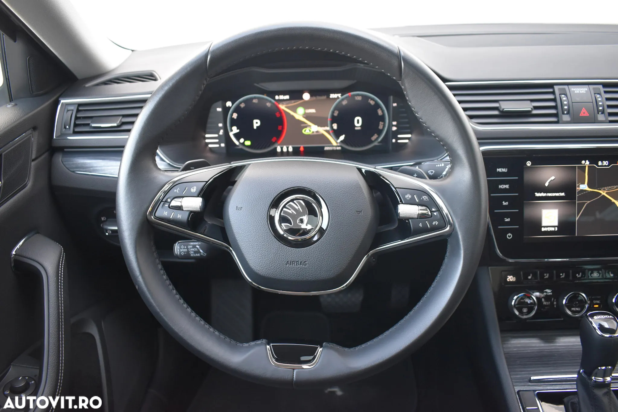 Skoda Superb Combi 2.0 TDI DSG Style - 25