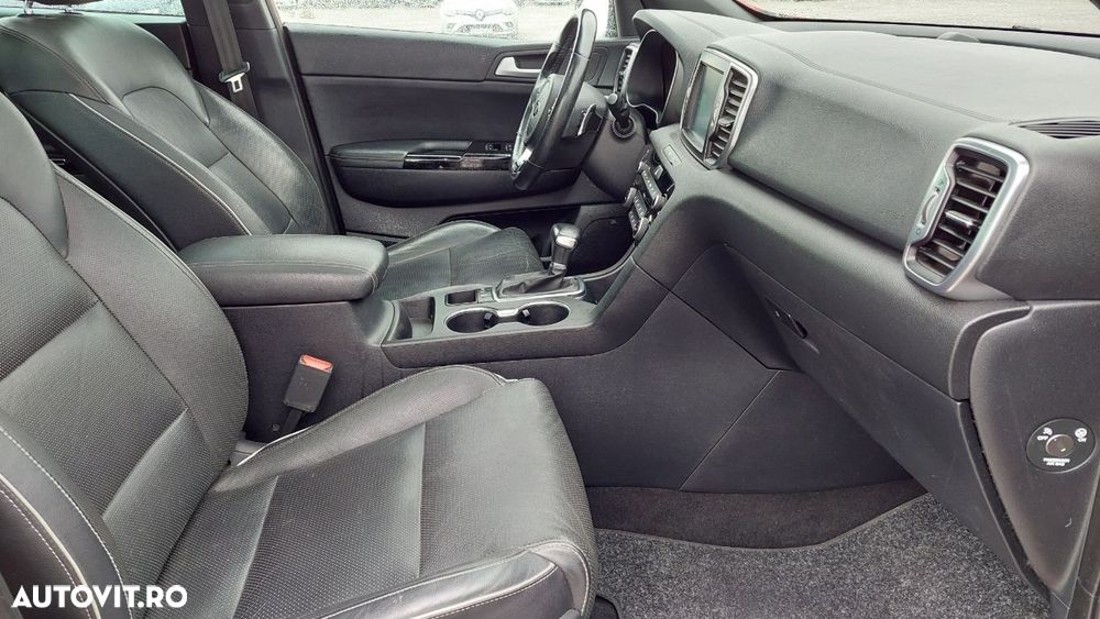 Kia Sportage - 16