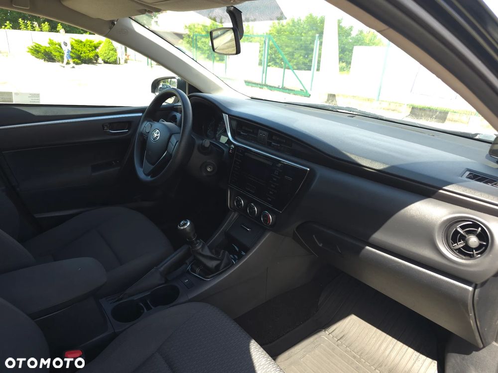 Toyota Corolla 1.6 Active - 12