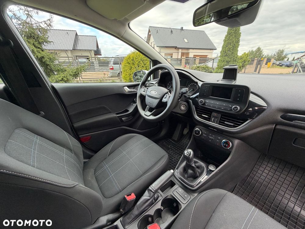 Ford Fiesta - 8