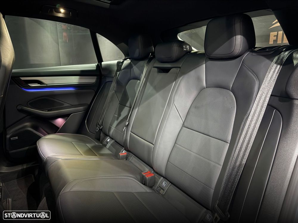 Porsche Macan Electric 4 - 41