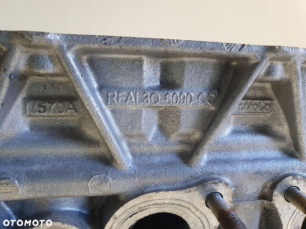 GŁOWICA CYLINDRÓW Land Rover Range Rover 4.4 SDV8 prawa AL3Q-6090-CC - 12