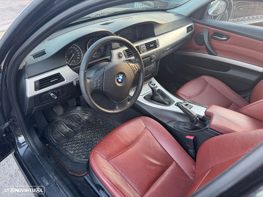 BMW 320 d DPF Edition Lifestyle - 12