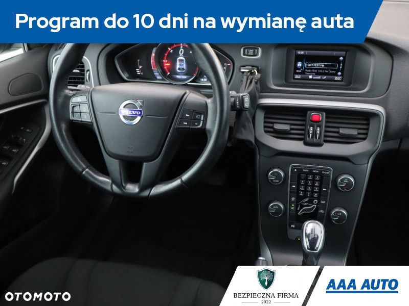 Volvo V40 - 8