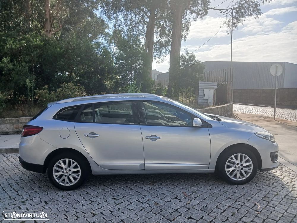 Renault Mégane Sport Tourer 1.5 dCi GT Line EDC J18 — fotografia 40