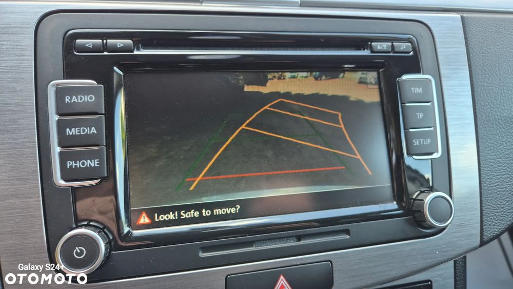 Volkswagen Passat 2.0 TDI BlueMotion Technology Comfortline - 19