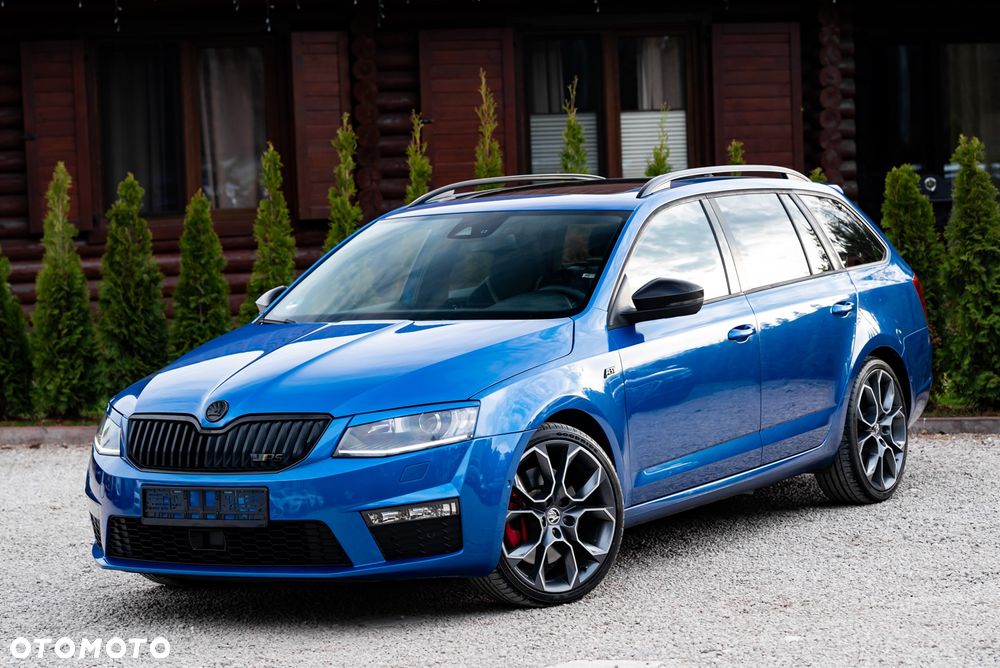 Skoda Octavia 2.0 TDI DSG RS - 2