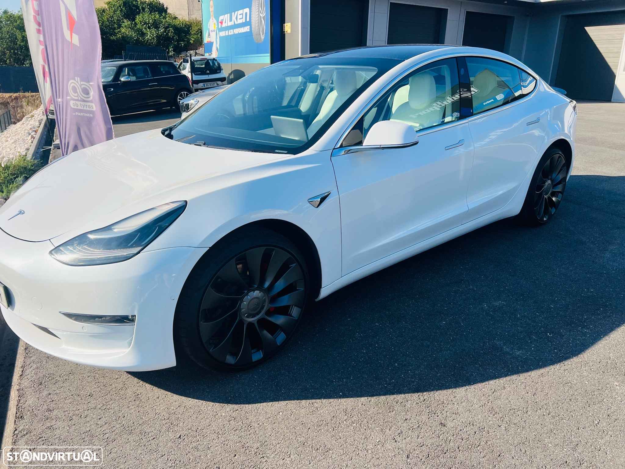 Tesla Model 3 Long Range AWD Dual Motor Performance - 5