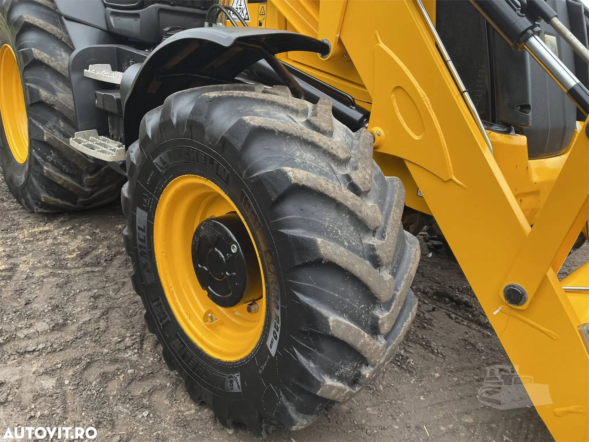 JCB 3CX CONTRACTOR PRO - 16