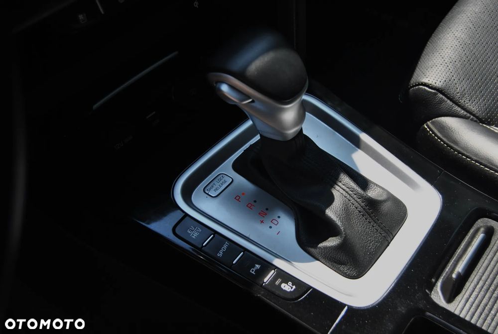 Kia XCeed 1.6 GDI DCT6 OPF Platinum Edition - 16