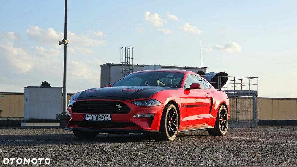 Ford Mustang - 2