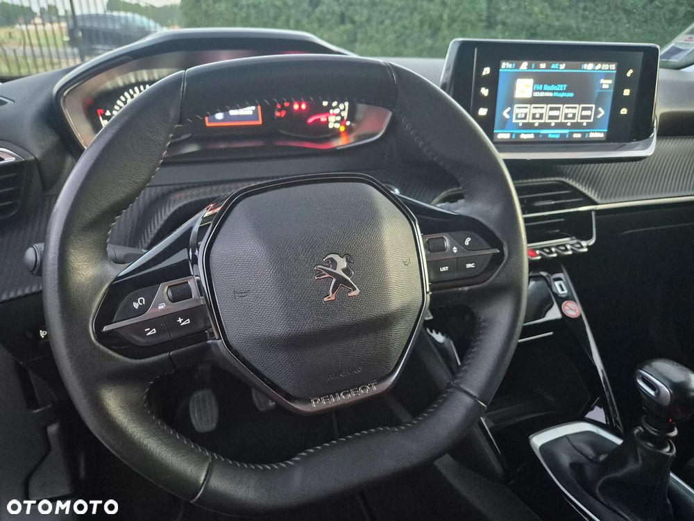 Peugeot 2008 1.2 PureTech Active Pack S&S - 31