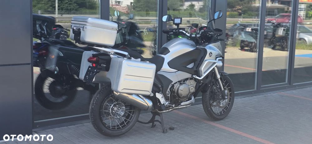 Honda VFR - 3