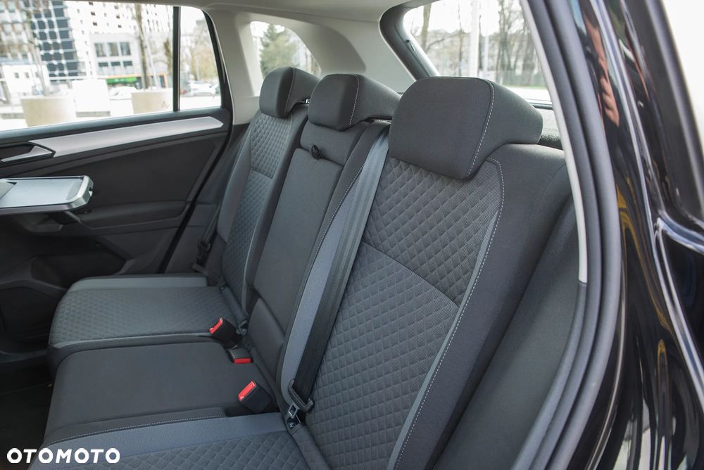 Volkswagen Tiguan 2.0 TDI SCR Elegance - 24