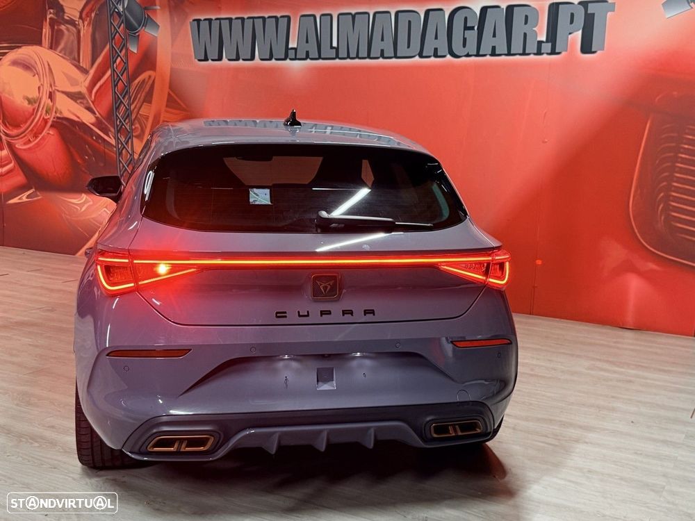 Cupra Leon 1.4 e-Hybrid VZ DSG - 4