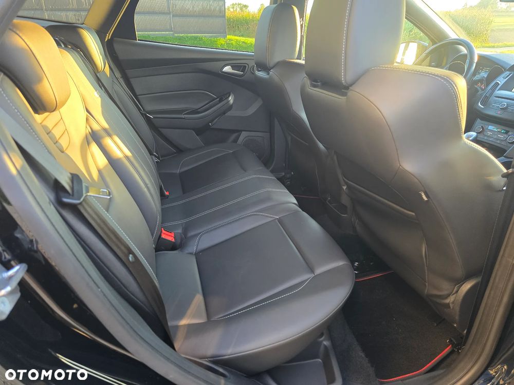 Ford Focus - 27