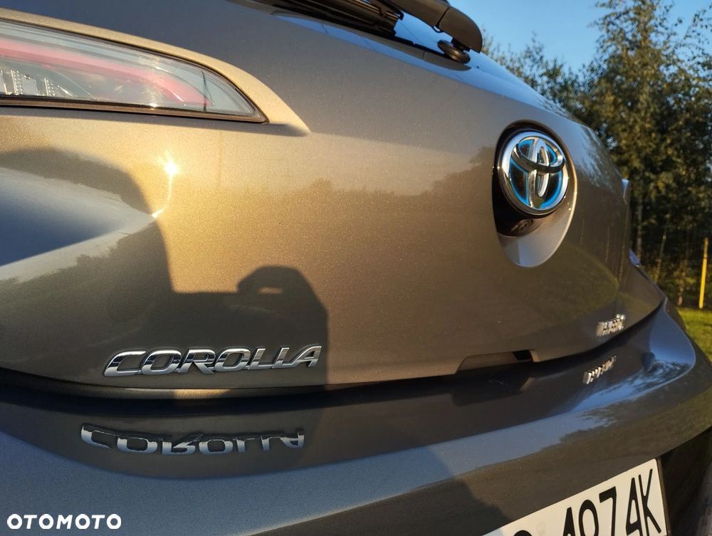 Toyota Corolla 1.8 Hybrid Style - 11