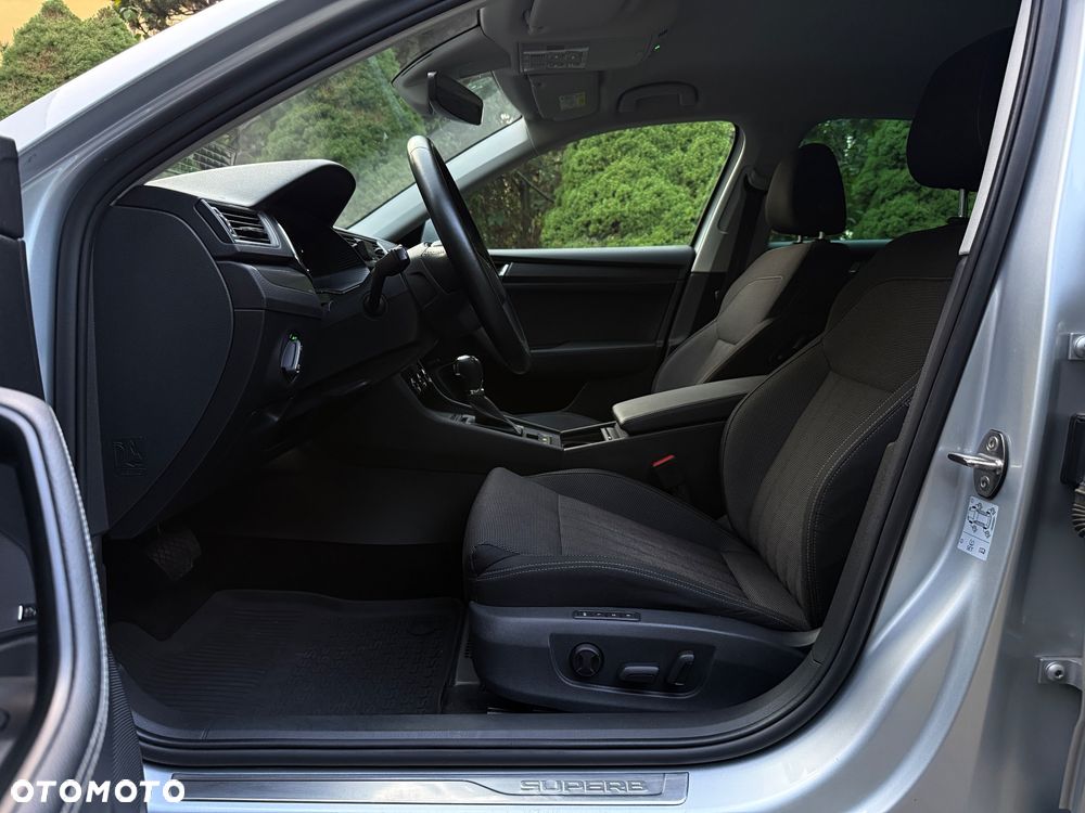 Skoda Superb 2.0 TDI SCR 4x4 Style DSG - 12