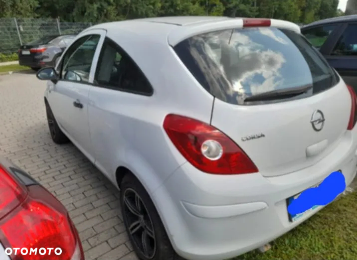 Opel Corsa - 4